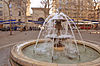Fontaine de la place Monge à Paris.jpg