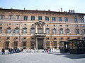 Campo Marzio - palazzo Borghese sulla piazza 1110995.JPG