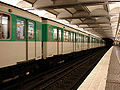 Metro Paris - Ligne 5 - station Breguet - Sabin 02.jpg