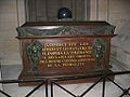 Tomb of Voltaire in the Pantheon.jpg