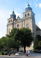 La cathédrale Saints-Pierre, Paul et Quirin (1777)