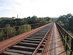 Chemins de fer de l'Hérault - Voie d'origine sur le pont du Rhounel.jpg