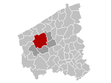 Situation de la ville au sein de l'arrondissement de Dixmude et de la province de Flandre-Occidentale