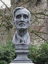 Buste de Jean Charles-Brun dans le jardin des Félibres à Sceaux