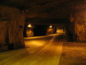 Cave de Bailly 07.jpg