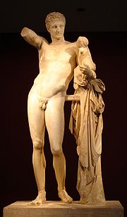 Hermes di Prassitele, at Olimpia, front.jpg
