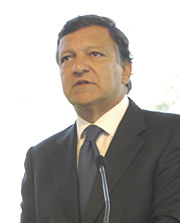 José Manuel Barroso MEDEF.jpg