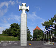 TallinnWarMemorial2009.JPG