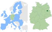 À gauche, localisation de Berlin (en vert foncé) en Allemagne et en Europe. À droite, localisation de Berlin en Allemagne.