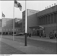 L'aéroport en 1954