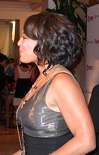 Lauren Velez Golden Globe 2009 afterparty cropped.jpg