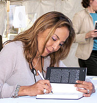 Malika Oufkir au Festival du livre de Texas en 2006(Texas, États-Unis)