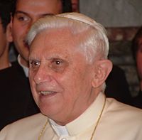 Pope Benedictus XVI january,20 2006 (20).JPG