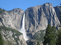 Yosemite Falls April2006.jpg