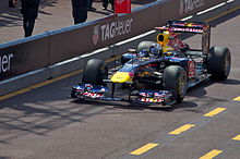 Photo deSebastian Vettel dans la voie des stands de Monaco lors de la première séance d'essais libres.