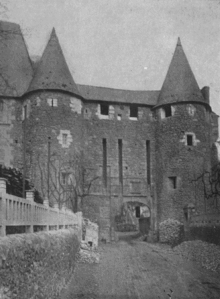 photo ancienne de la porte principale de l'abbaye