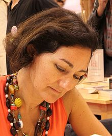 Alice Ferney durant le Salon du livre de Paris en mars 2010