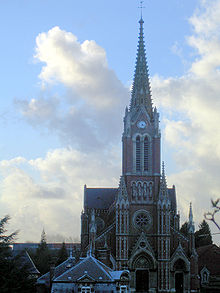 Beauval église face 1.jpg