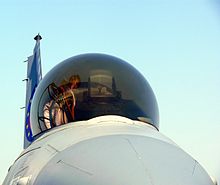 Photo d'une verrière de F-16 Fighting Falcon.