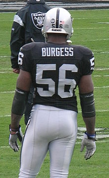 Accéder aux informations sur cette image nommée Derrick Burgess at Patriots at Raiders 12-14-08.JPG.