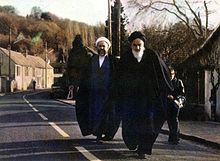 L’ayatollah Khomeini à Neauphle-le-Château.