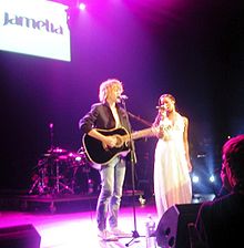 Jamelia with Johnny Borrell 2004.JPG