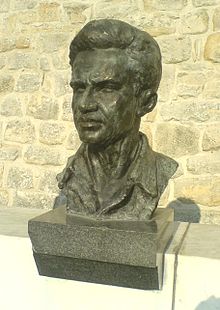 Buste d'Ivo Lola Ribar par Stevan Bodnarov, Belgrade