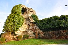 Les ruines de la tour du Midi.
