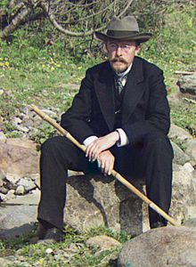 Sergueï Prokoudine-Gorski. Auto-portrait sur les bords de la rivière Korolistskali, 1912