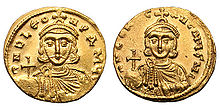Photographies de pièces d'or représentant les visages de l'empereur Léon III et de son fils Constantin V