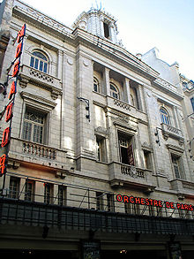 Photo de la façade du Théâtre Mogador