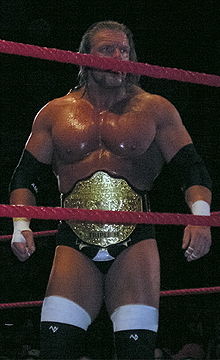 Triple H en tant que champion du monde poids-lourds.