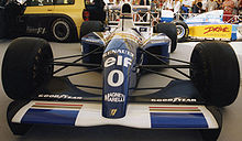 Photo de la monoplace de Damon Hill avec le no0