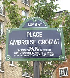 Place Ambroise-Croizat, Paris 14.jpg