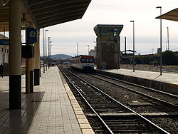 07.Estación de trenes de Cáceres (3).JPG