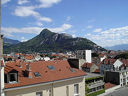 Mont Rachais et Bastille depuis Grenoble