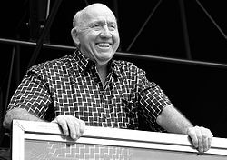 Bud Collins at the 2009 US Open.jpg