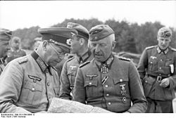 Erich Brandenberger (à gauche) avec Erich von Manstein en 1941