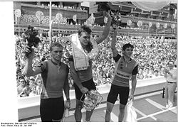 Bundesarchiv Bild 183-1987-0705-010, Maik Landsmann, Olaf Ludwig, Falk Boden.jpg