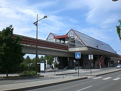 CHR Oscar-Lambret métro de Lille Métropole 1.JPG