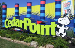 Cedar Point-entrance.jpg