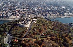 Vue de la citadelle dominant le Danube.