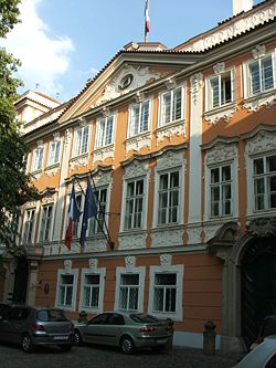 L'ambassade de France en République tchèque, à Prague.