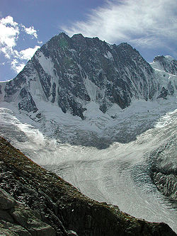 La face Nord des Grandes Jorasses et le glacier de Leschaux