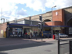 Greenford station entrance.JPG