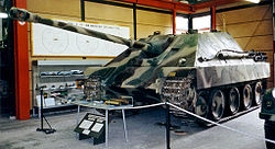 Le Jagdpanther, un chasseur de char allemand de la fin de la deuxième guerre mondiale.