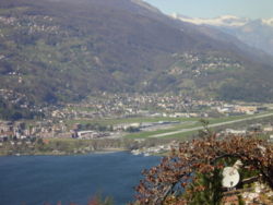 Vue aérienne de l'aéroport de Lugano