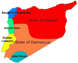La Syrie mandataire. La République du Hatay est en bleu, au nord-ouest (Sandjak d'Alexandrette).