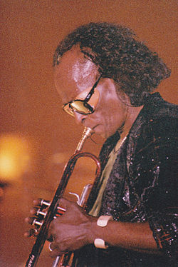 Miles Davis Strasbourg profil bis.jpg