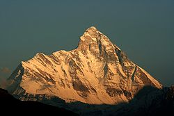 Vue de la face ouest du Nanda Devi